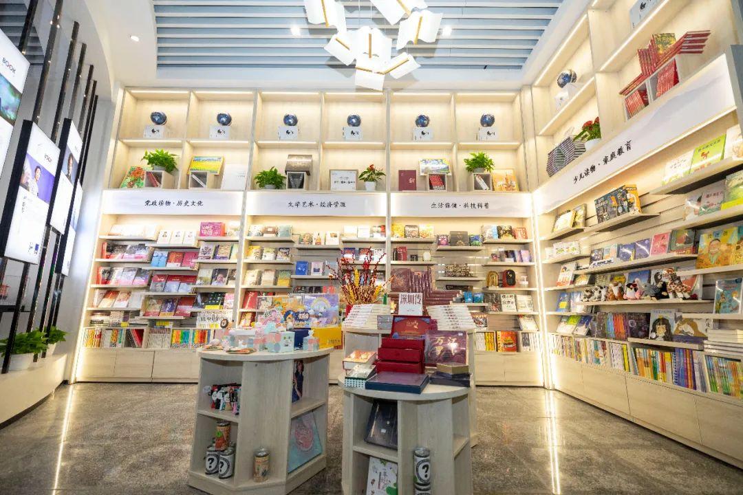 深圳地鐵增設書吧，市民出行閱讀兩不誤